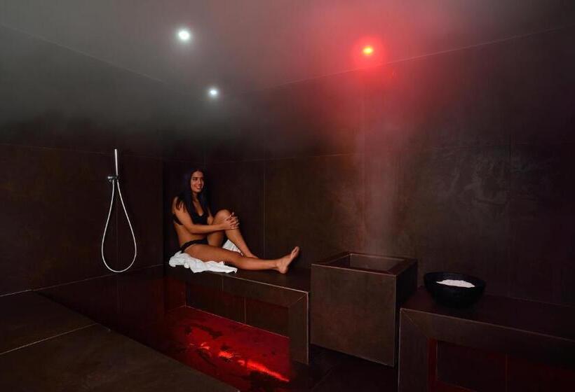 Embassy Hotel & Spa