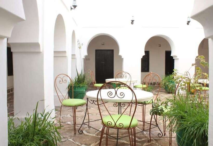 هتل Et Restaurant Riad Amodou