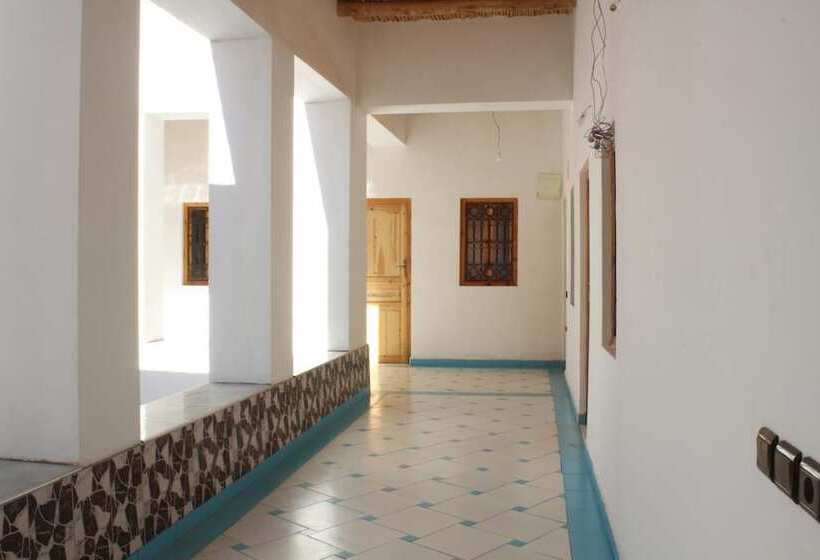 هتل Et Restaurant Riad Amodou