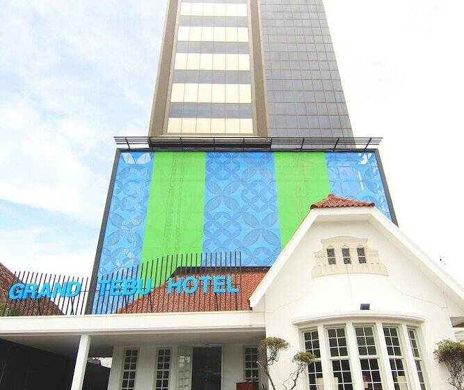 Fotos del hotel Grand Tebu:  21