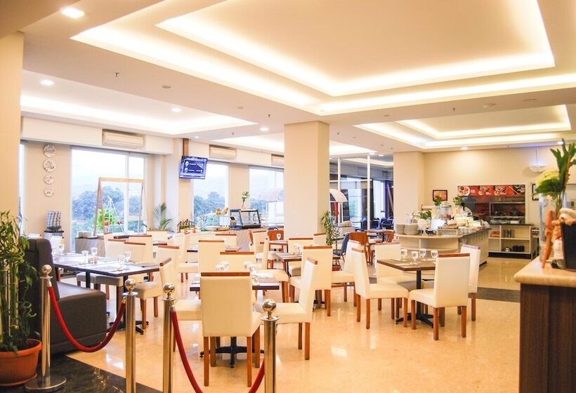 Fotos del hotel Grand Tebu:  11