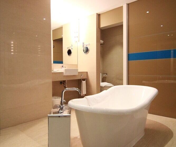 Fotos del hotel Grand Tebu:  28