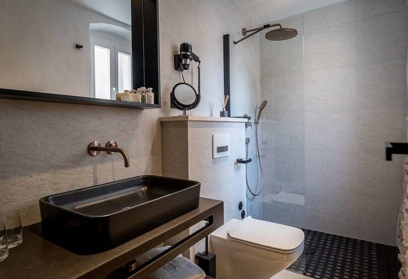 هتل Murum Heritage