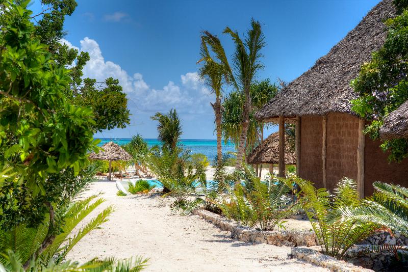 هتل Mwezi Boutique Resort