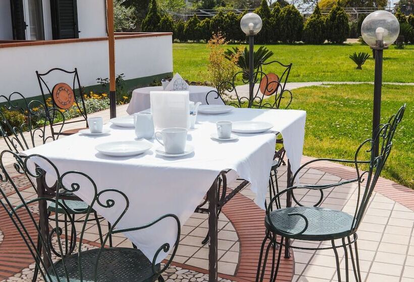 فندق Villa Maredona