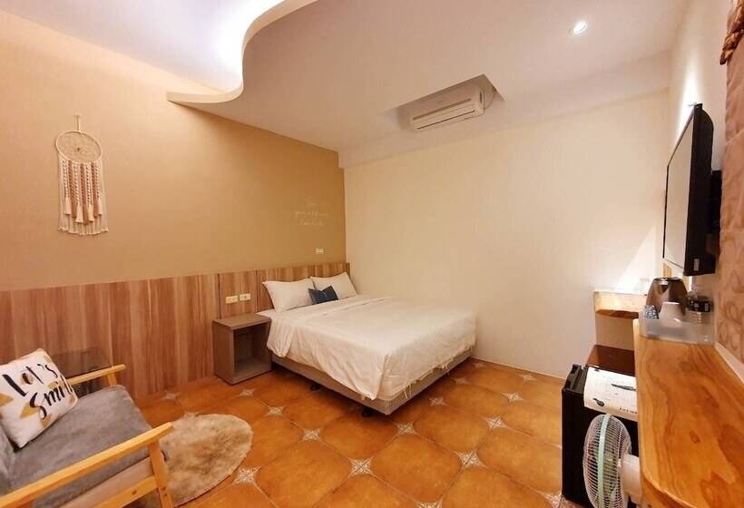 هتل Warm & Cozy Inn