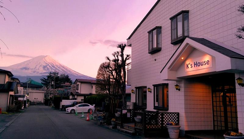 K S House Fuji View Travelers Hostel