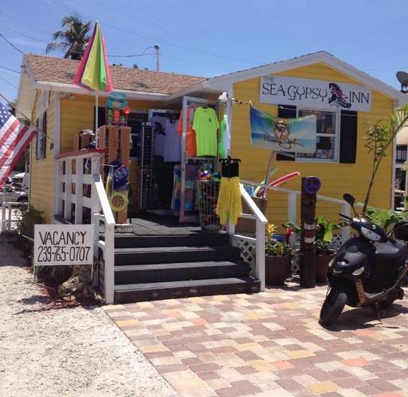 فندق على الطريق The Sea Gypsy Inn