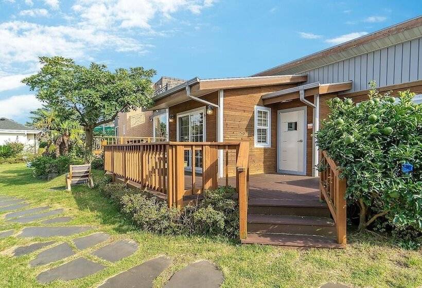 Jeju Olehhaeoreum Pension