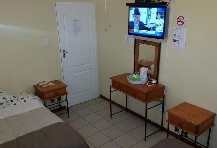 Пансион Ebenezer Guesthouse Bluewater Bay