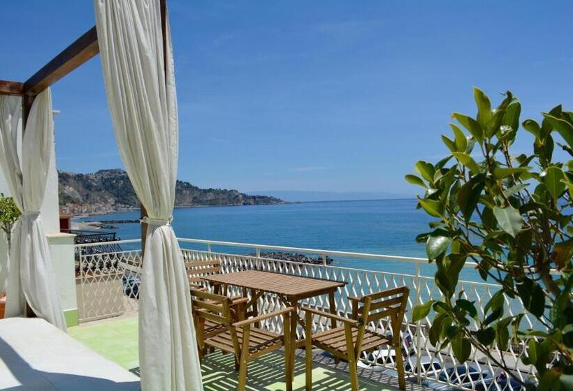 پانسیون Mediterraneo Guesthouse