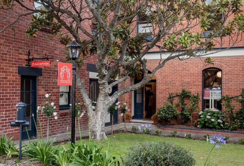 پانسیون Montacute Boutique Bunkhouse