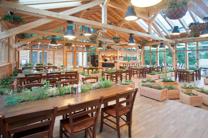Tourist Green Resort Garden Village