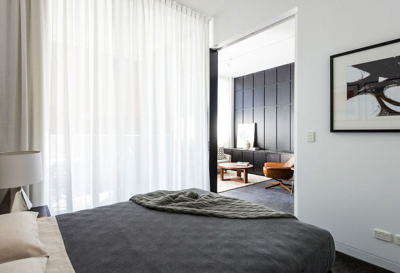 Apartment East Central