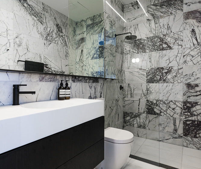 Apartment East Central