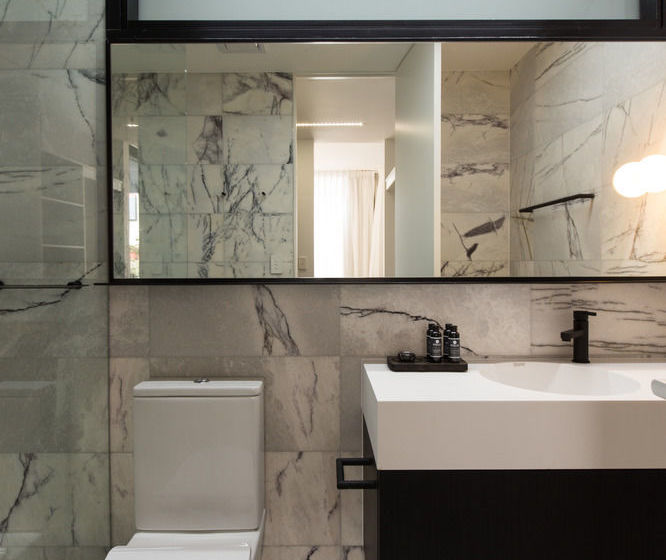 Apartment East Central