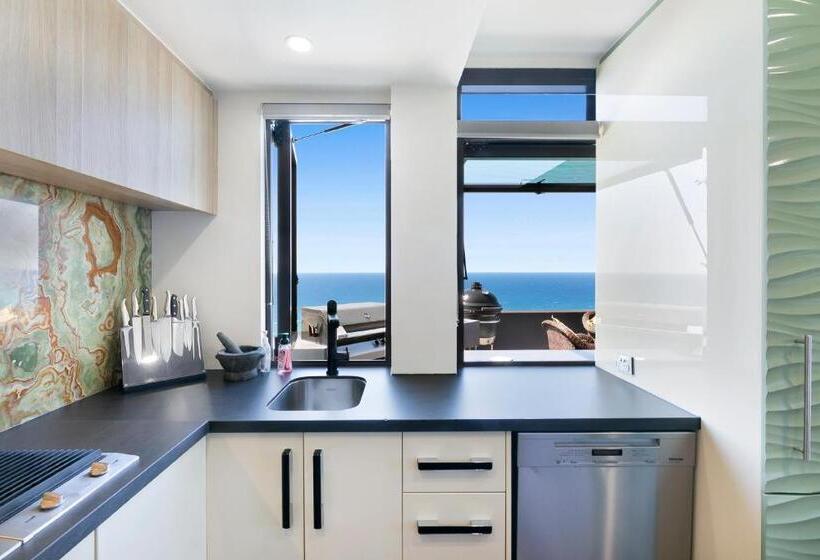 Burleigh Esplanade Apartments