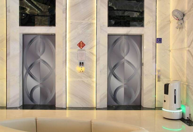 Fotos del hotel Moving Star:  8