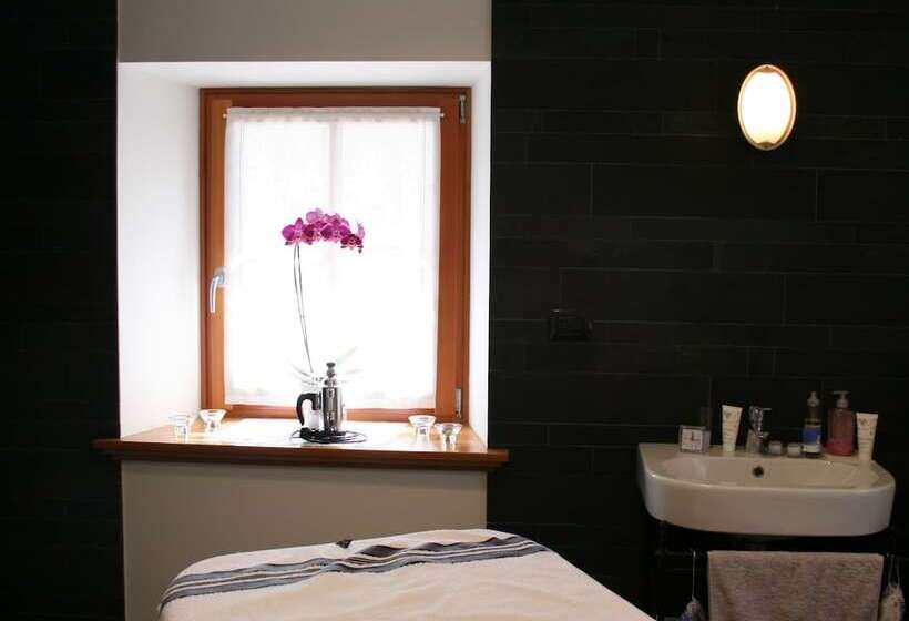 בית מלון כפרי Albergo Diffuso Comeglians