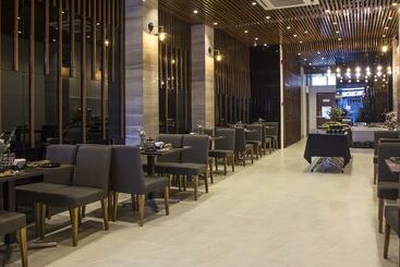 هتل Aroma Nha Trang Boutique