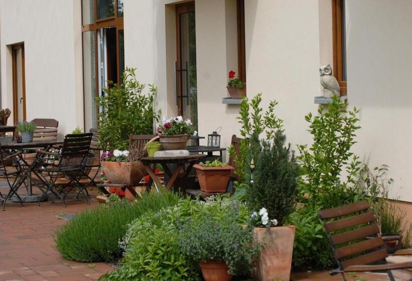 Cellino Hotel Prieros