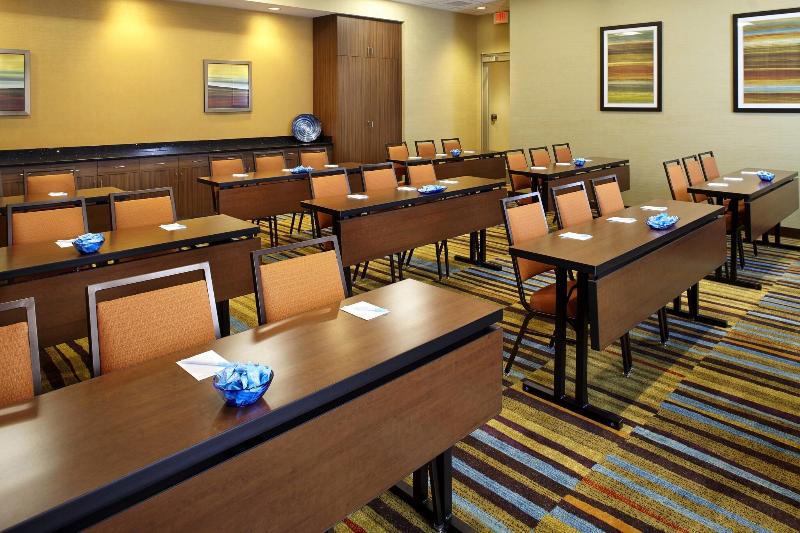 ホテル Fairfield By Marriott Inn & Suites Wheeling At The Highlands