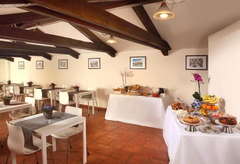 Fotos del hotel Hearth:  62