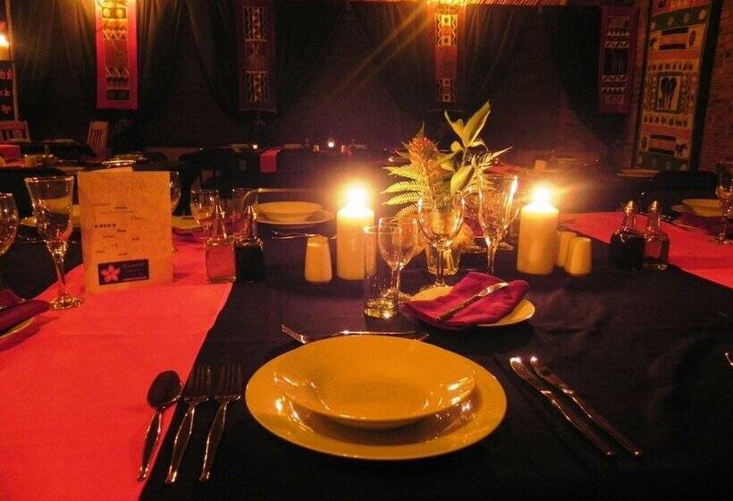 בית מלון כפרי Kwambali Riverside Lodge