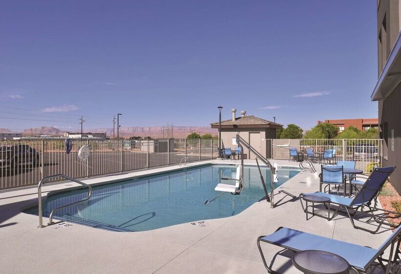 هتل La Quinta By Wyndham Page At Lake Powell