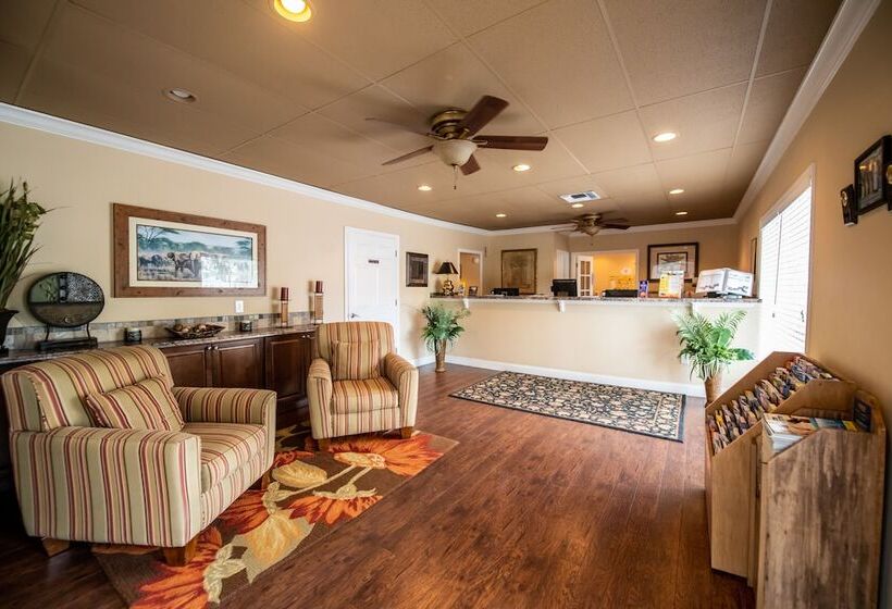فندق Naples Rv Resort