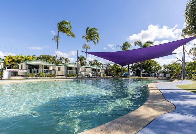 Отель Nrma Bowen Beachfront Holiday Park