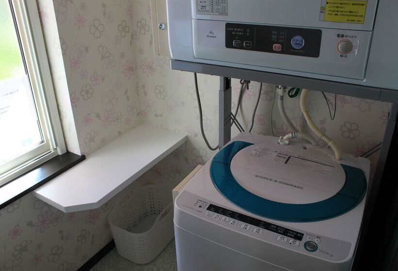 Petit Hotel Blanc Fleur