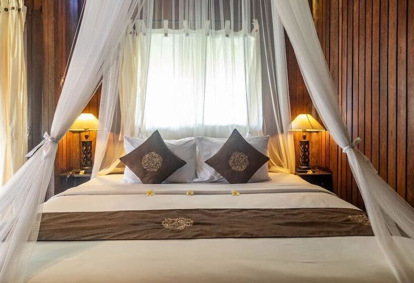 Fotos del hotel Radiant Jepun Villa:  2
