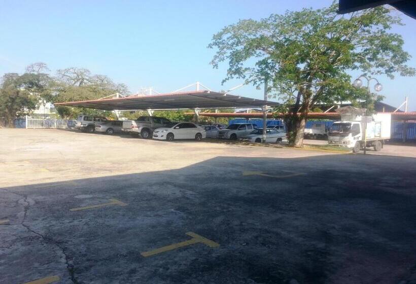 هتل Sanbay