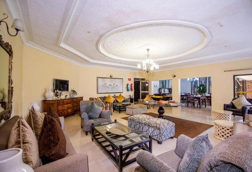 Fotos del hotel The Victoria Falls Deluxe Suites:  32