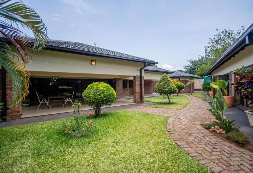 Fotos del hotel The Victoria Falls Deluxe Suites:  10