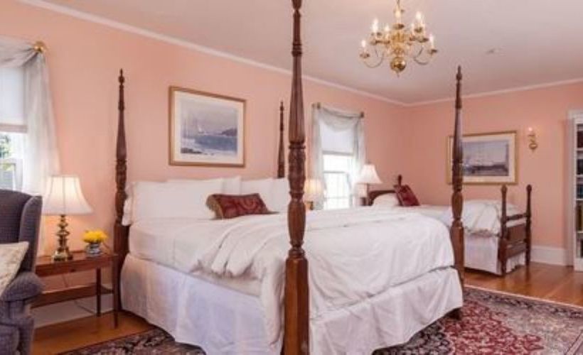 Bed and Breakfast Kennebec Inn