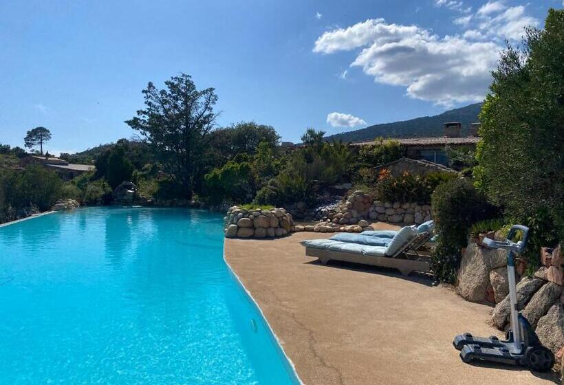 پانسیون Domaine De Piscia