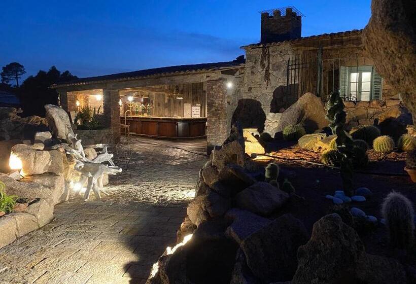 پانسیون Domaine De Piscia