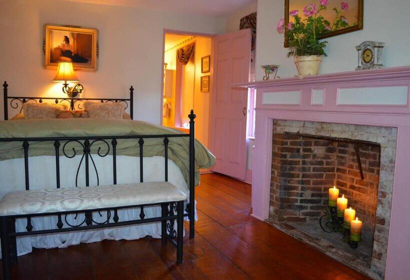 Pryor House B&b