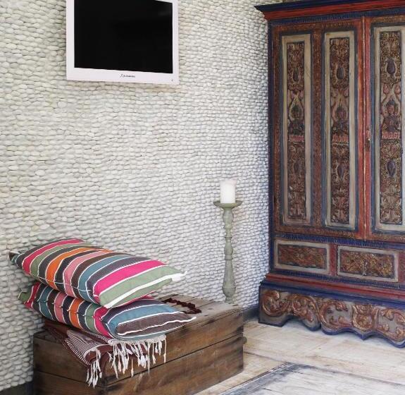 تختخواب و صبحانه Le Clos Des Cambres