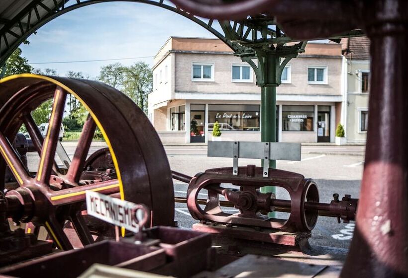 민박 Le Pont De La Loire