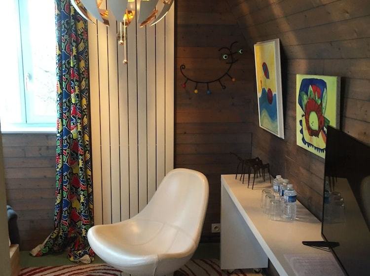 مبيت وإفطار Les Dameraudes