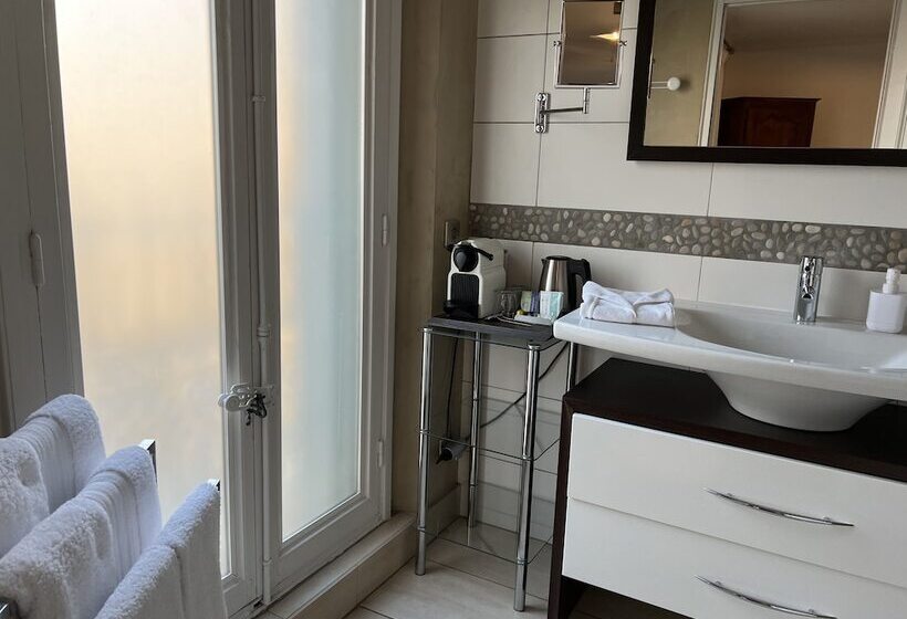 تختخواب و صبحانه Maison Douce Arles