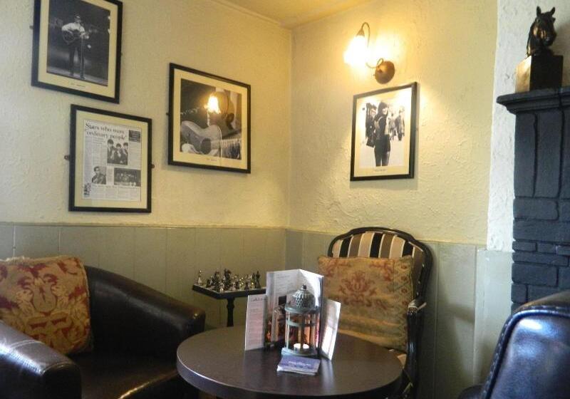 Black Horse Inn