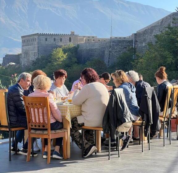 فندق Castle