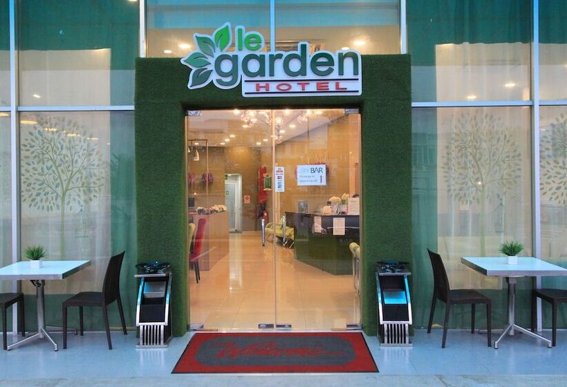Отель Le Garden