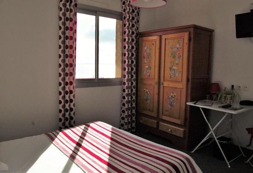 בית מלון כפרי Hôtel Restaurant Le Mur Du Roy