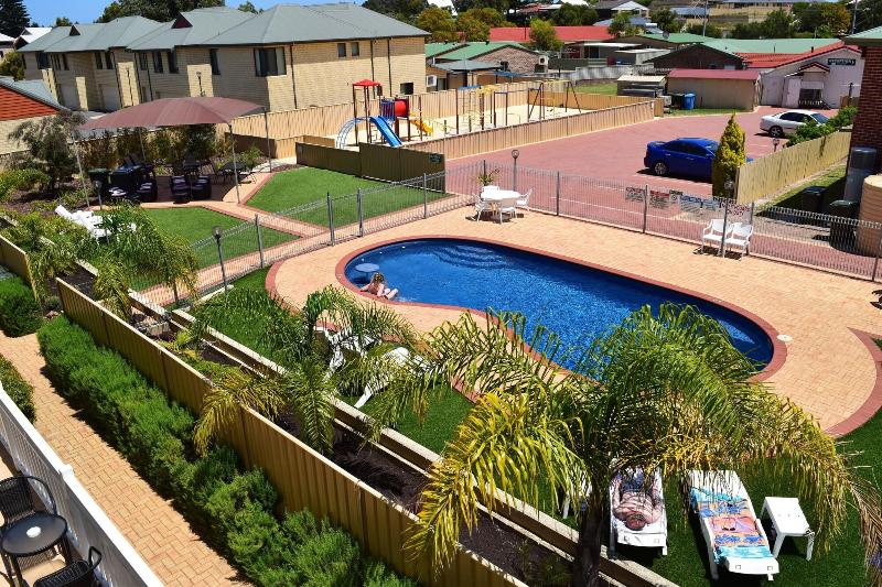 فندق على الطريق The Jetty Resort