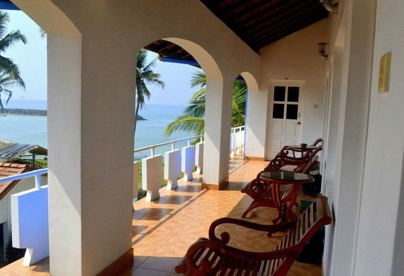 ペンション New Shangrela Beach Resort